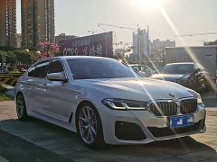 BMW 5 Series 530Li Luxury Edition Premium Package - ფოტო 3