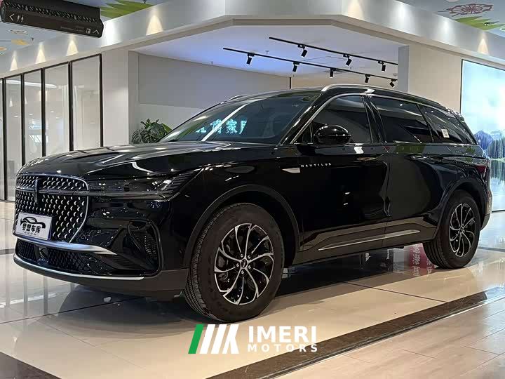 Lincoln Nautilus 2.0T AWD Premier