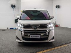 Toyota Vellfire Crown Hybrid 2.5L HV Luxury Edition - ფოტო 1
