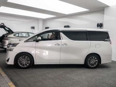 Toyota Vellfire Crown Hybrid 2.5L HV Luxury Edition - ფოტო 3