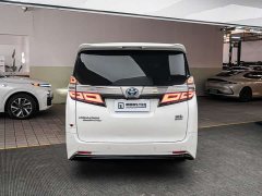 Toyota Vellfire Crown Hybrid 2.5L HV Luxury Edition - ფოტო 5