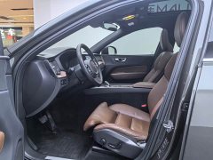 Volvo XC60 B5 AWD Smart Remote Luxury Edition - ფოტო 4