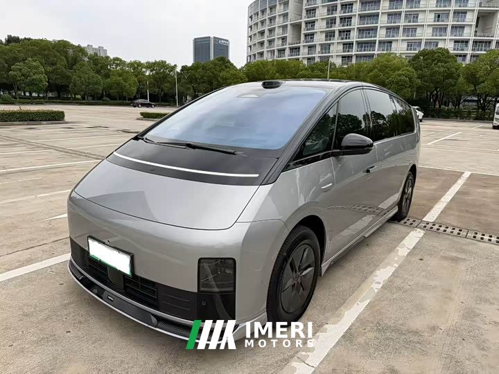 Li Auto MEGA Home Family Edition - ავტომობილი ჩინეთიდან