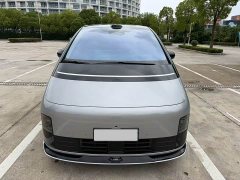 Li Auto MEGA Home Family Edition - ფოტო 2