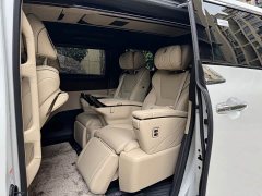 Toyota Alphard Hybrid 2.5L Premium Edition - ფოტო 9