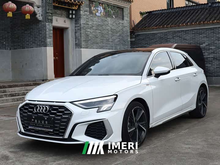 Audi A3 2023 Sportback 35 TFSI Fashion Sport - ავტომობილი ჩინეთიდან