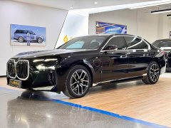 BMW 7 Series 2023 735Li M Sport Package - ფოტო 1