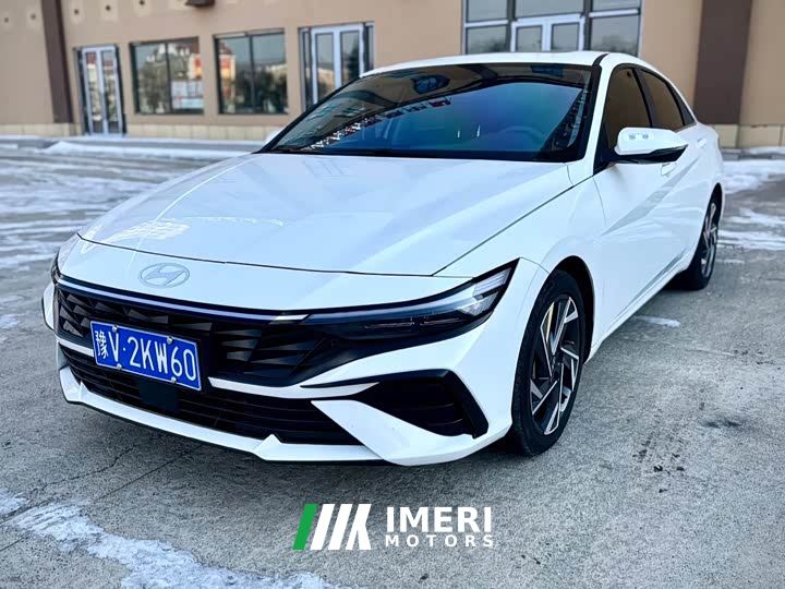 Hyundai Elantra 1.5L CVT Luxury