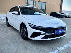 Hyundai Elantra 1.5L CVT Luxury - ფოტო 3