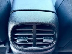Hyundai Elantra 1.5L CVT Luxury - ფოტო 15