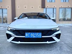 Hyundai Elantra 1.5L CVT Luxury - ფოტო 2