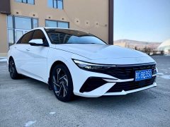 Hyundai Elantra 1.5L CVT Luxury - ფოტო 3