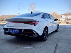Hyundai Elantra 1.5L CVT Luxury - ფოტო 6