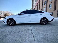 Hyundai Elantra 1.5L CVT Luxury - ფოტო 8