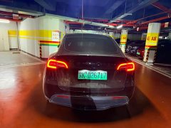 Tesla Model Y Long Range All-Wheel Drive - ფოტო 8