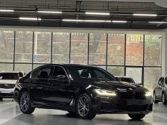 BMW 5 Series 525Li M Sport Package - ფოტო 3