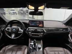 BMW 5 Series 525Li M Sport Package - ფოტო 5
