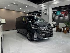 Toyota HIACE 3.5L Automatic - ფოტო 3