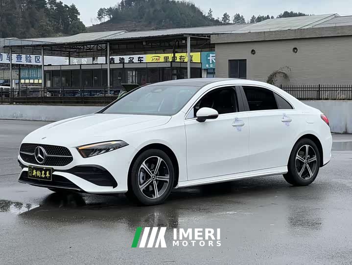 Mercedes-Benz A-Class A 200 L Fashion Edition - автомобиль из Китая
