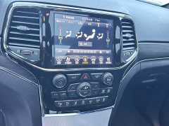 Jeep Grand Cherokee (Imported) 2021 3.0L 80th Anniversary Edition - ფოტო 15