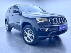 Jeep Grand Cherokee (Imported) 2021 3.0L 80th Anniversary Edition - ფოტო 3