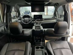 Toyota Grevias 2023 2.5L Hybrid Flagship VIP Edition - ფოტო 8