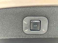 Lincoln Continental 2019 2.0T RWD Luxury Elegant Edition China VI - ფოტო 12