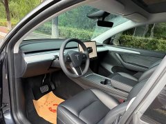 Tesla Model Y Rear-Wheel Drive - ფოტო 10