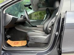 Tesla Model Y Rear-Wheel Drive - ფოტო 11
