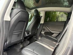 Tesla Model Y Rear-Wheel Drive - ფოტო 13