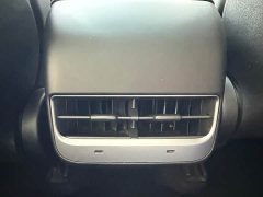 Tesla Model Y Rear-Wheel Drive - ფოტო 17