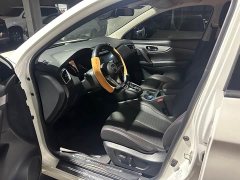 Nissan Qashqai 2.0L CVT XV Premium Luxury - ფოტო 4