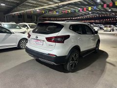 Nissan Qashqai 2.0L CVT XV Premium Luxury - ფოტო 7