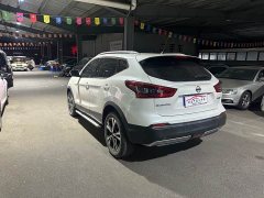Nissan Qashqai 2.0L CVT XV Premium Luxury - ფოტო 9