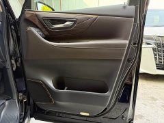 Toyota Alphard Hybrid 2.5L Premium Gold Edition - ფოტო 12