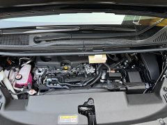Toyota Alphard Hybrid 2.5L Premium Gold Edition - ფოტო 13