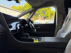 Toyota Alphard Hybrid 2.5L Premium Gold Edition - ფოტო 8