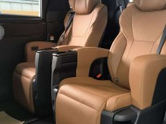 Toyota Vellfire Crown Hybrid 2.5L Premium Edition - ფოტო 4