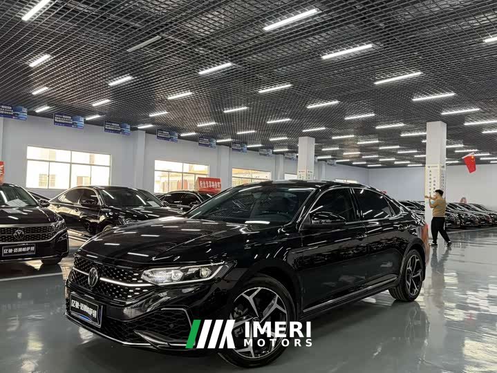 Volkswagen Passat Outstanding Edition 380TSI Starry Sky Dragon Prestige - ავტომობილი ჩინეთიდან