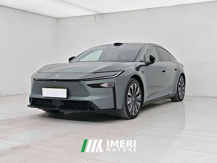 Toyota Platinum Wisdom 7 710 Ultra Lidar Edition - ავტომობილი ჩინეთიდან