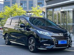 Honda Odyssey 2019 2.0L Sharp Luxury Edition - ფოტო 3