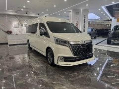 Toyota HIACE 3.5L Automatic - ფოტო 3