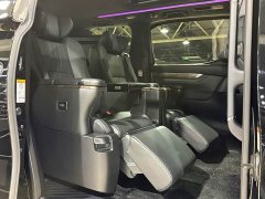 Toyota Alphard 2021 Hybrid 2.5L Premium Edition - ფოტო 11