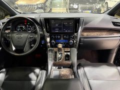 Toyota Alphard 2021 Hybrid 2.5L Premium Edition - ფოტო 12