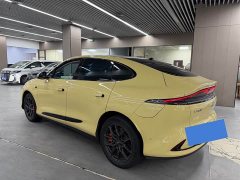 IM Motors Zhiji LS6 Lingxi Intelligent Driving Edition - ფოტო 17