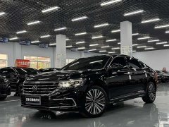 Volkswagen Passat 330TSI Luxury - ფოტო 1