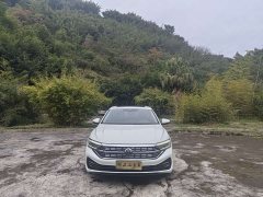 Volkswagen Sagitar 200TSI DSG Excellence Edition - ფოტო 1