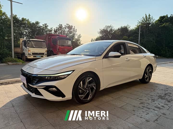 Hyundai Elantra 1.5L CVT GLX Elite