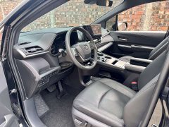 Toyota Sienna 2024 2.5L Hybrid AWD Premium - ფოტო 10