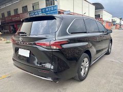 Toyota Sienna 2024 2.5L Hybrid AWD Premium - ფოტო 4